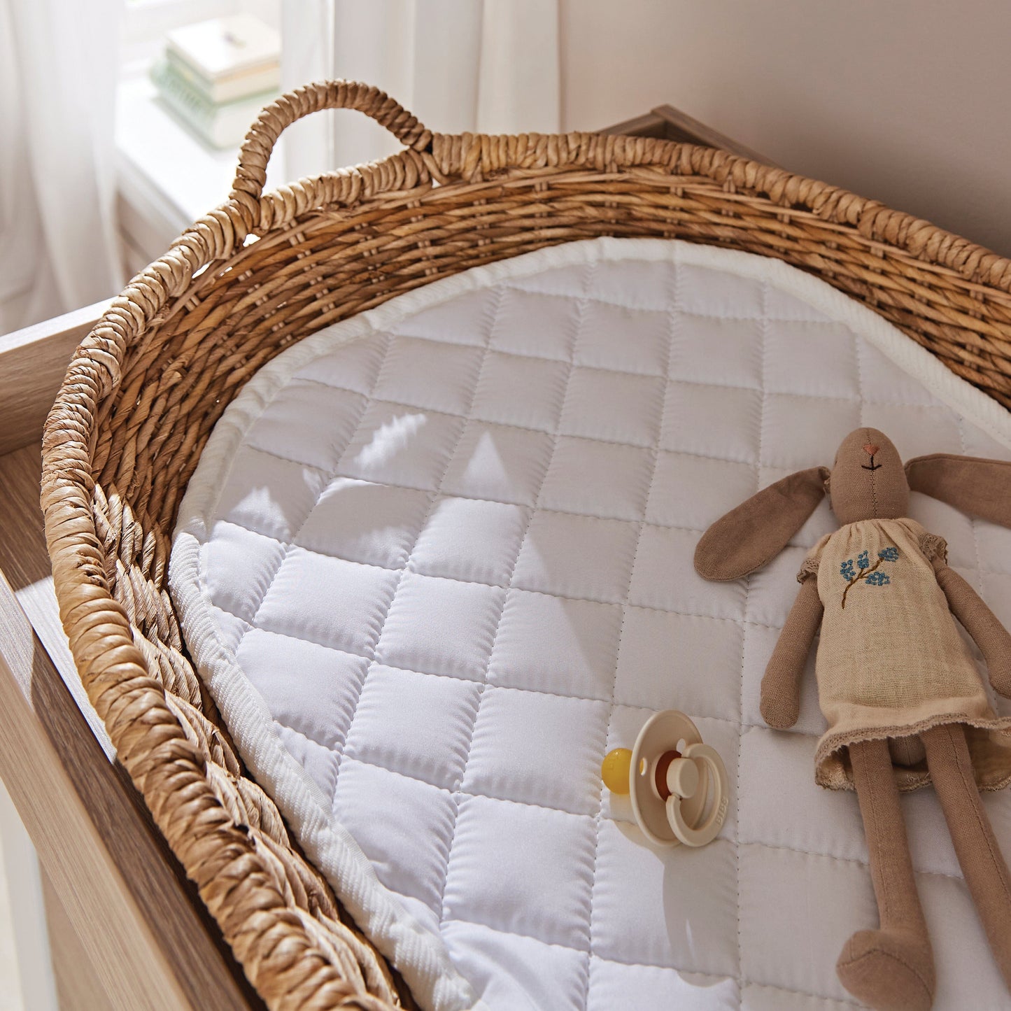 Musa Changing Basket & Liner